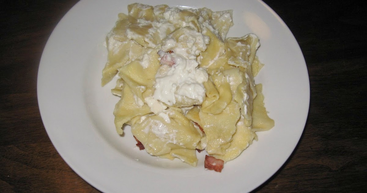 Zsuzsa Is In The Kitchen Hungarian Curd Cheese Noodles Turos Csusza