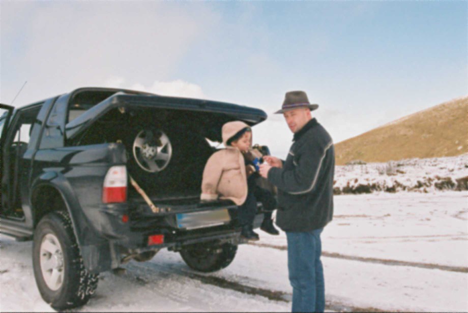 [PaiMiguel04NeveFev02.jpg]