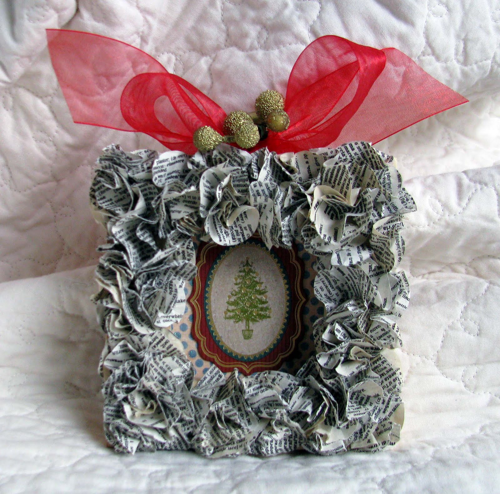 Scrappin' with DeeDee Vintage Christmas Frame