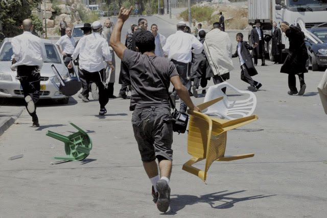 [settlers-attack-3.jpg]