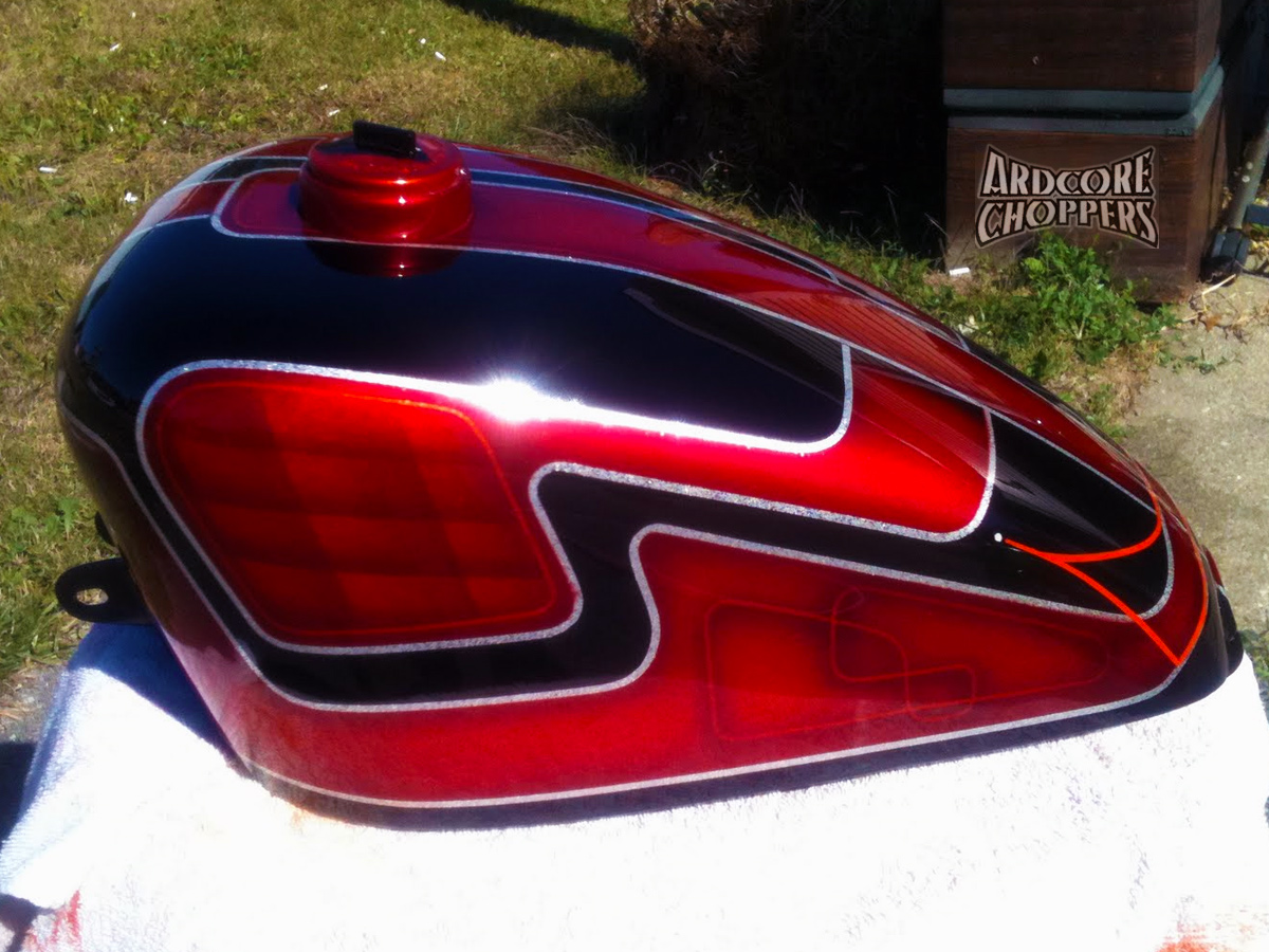custom painted sporty gas tank for sale - bikerMetric
