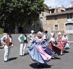 Dansons la farandole