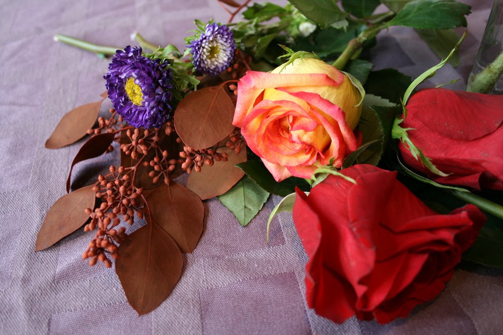 [casket-flowers_5286.jpg]