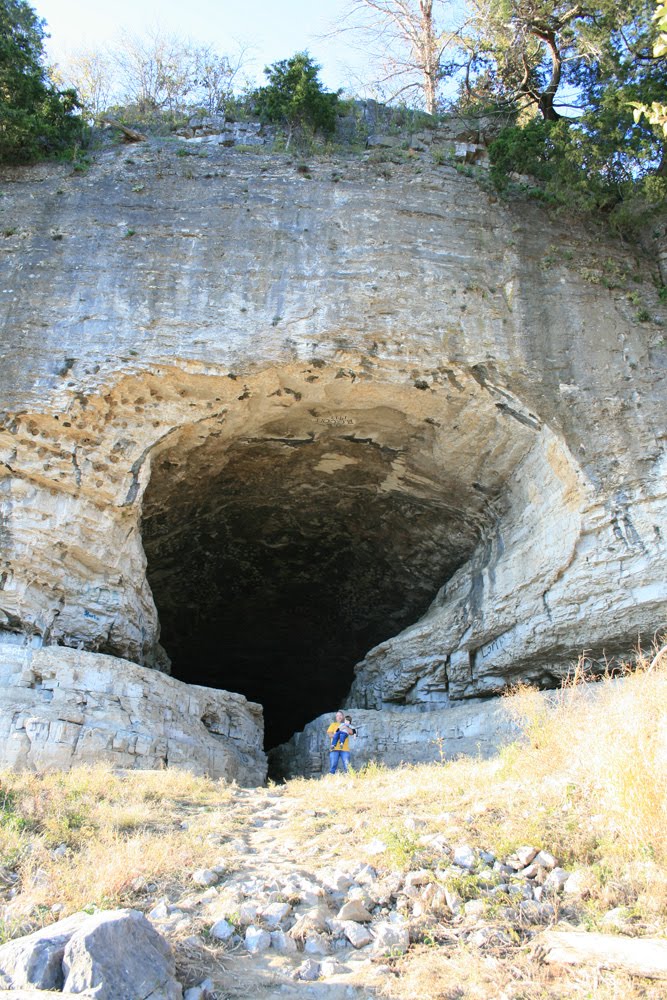 [mouthofcave_5433.jpg]