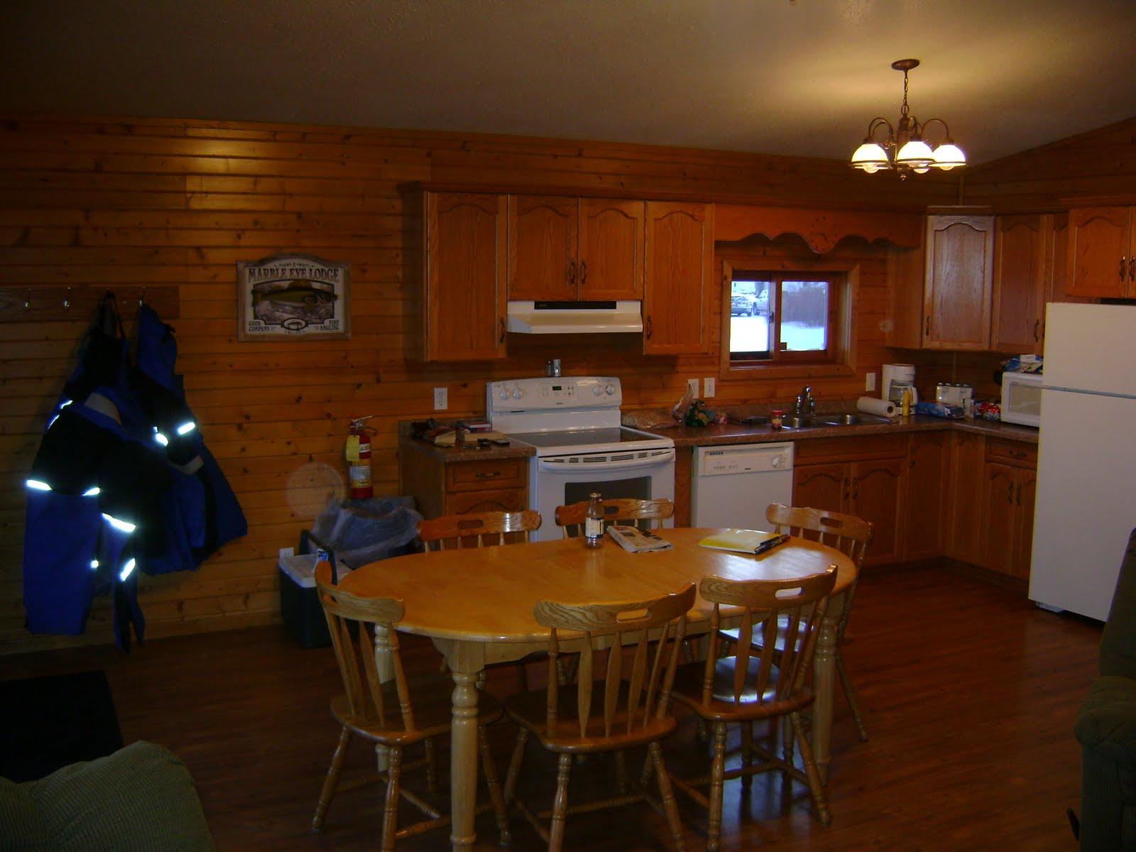 [perch+cabin+011.JPG]