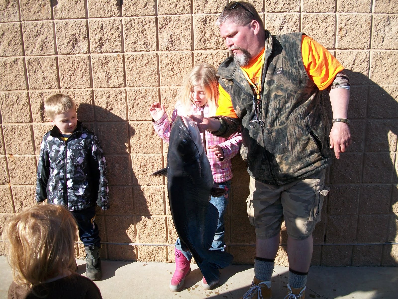 [trout+pond+2+079.JPG]