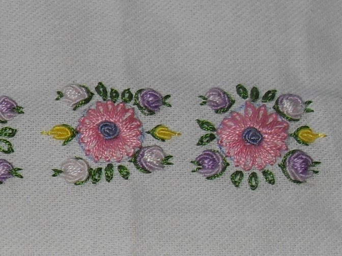 vasny artes e bordados : BORDADO ROCOCO