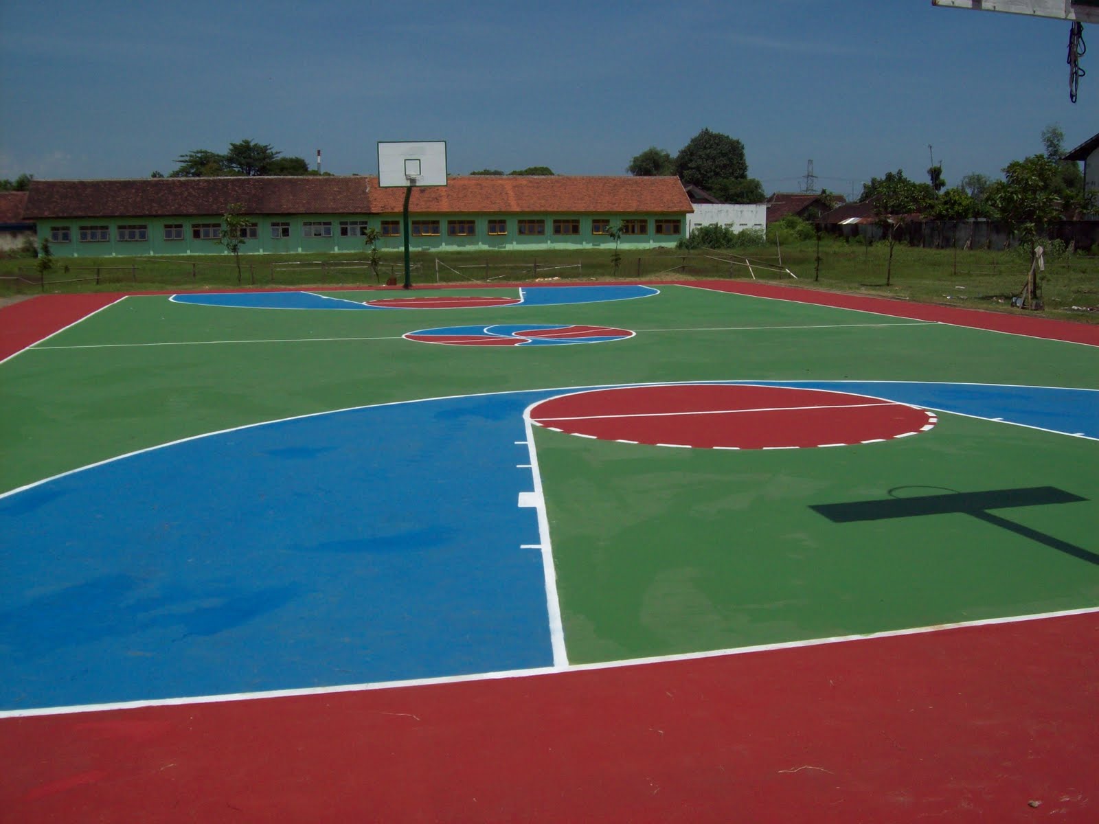 Lapangan Olahraga ~ SMK NEGERI 1 BEJI PASURUAN