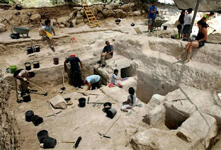 arkeologi jurusan prospek kamilla archaeologist