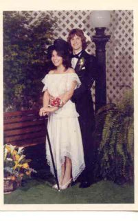 [Laurie's+Prom+Picture.jpg]