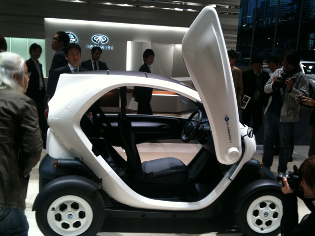2010 Nissan new mobility concept #3