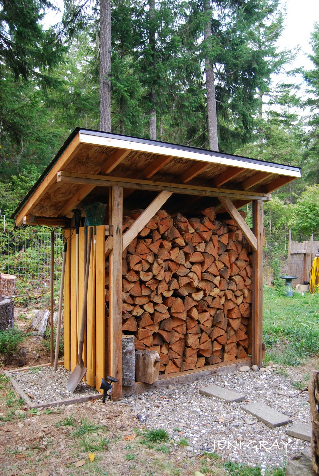 huckleberry hollow: new pioneer's wood shed