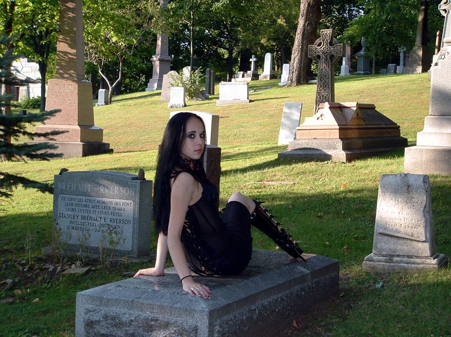Graveyard+Goth.jpg
