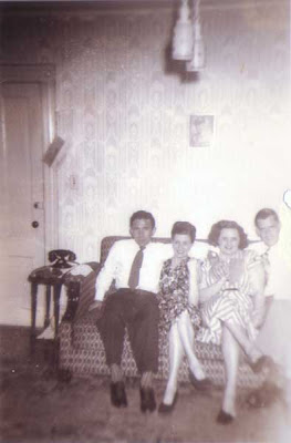 Lou, Del, Flo, Tom - circa 1948