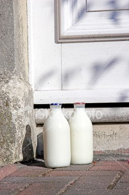 [doorstep-milk-delivery.jpg]