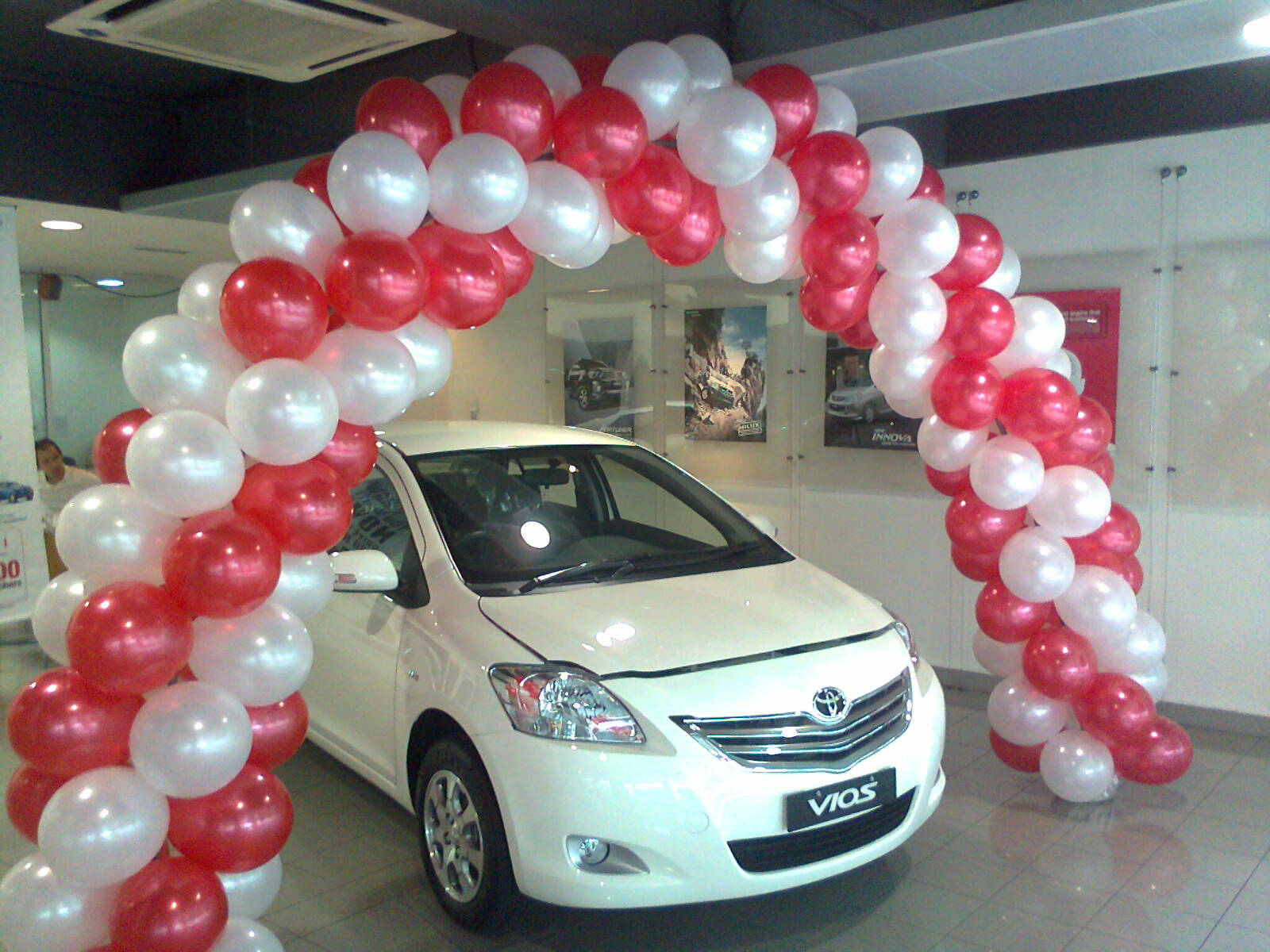 PROMiX Event Consultancy (001918874D) Balloon Decoration for Toyota