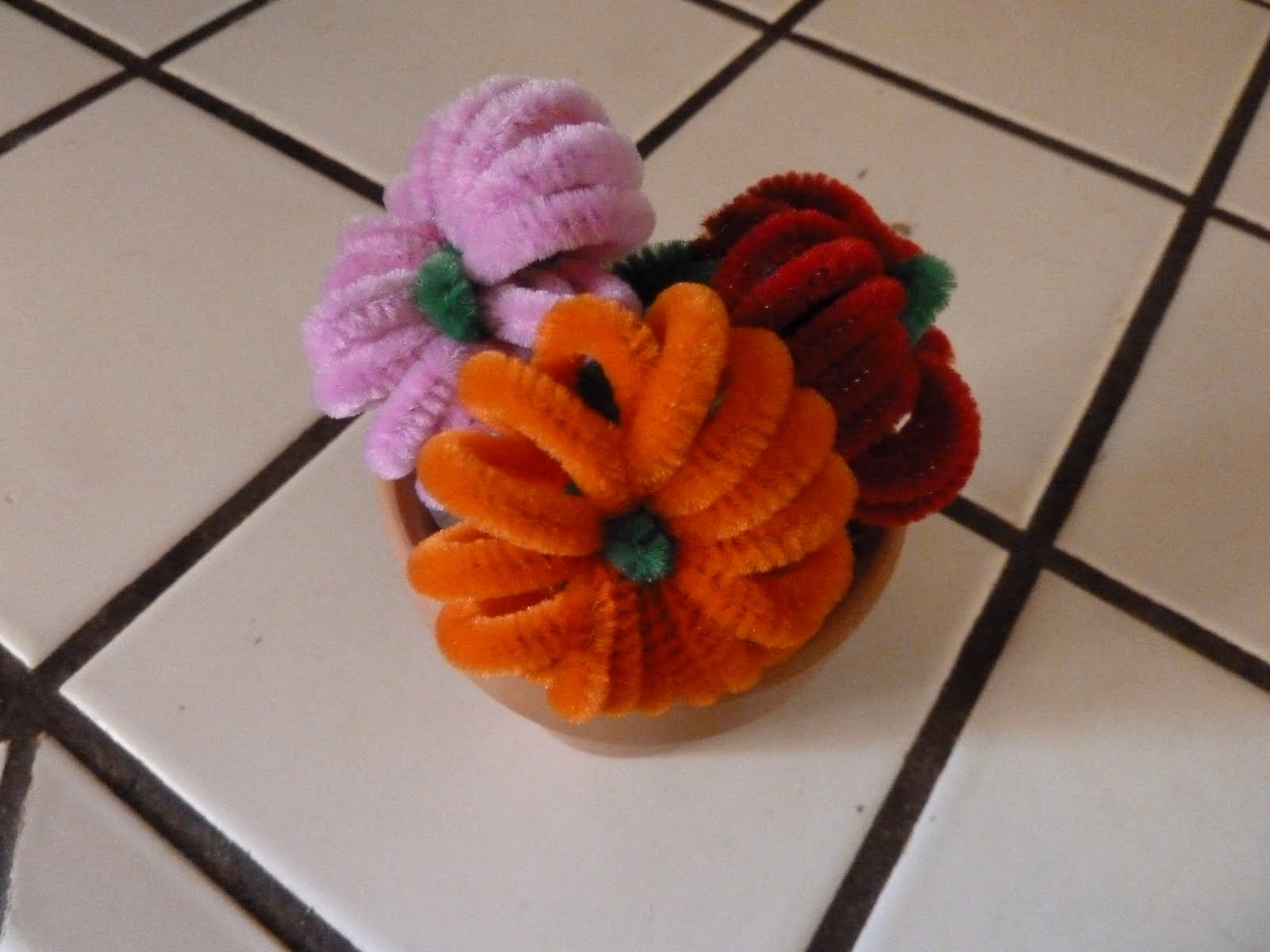 The Crafts Corner Pipe Cleaner Flowers