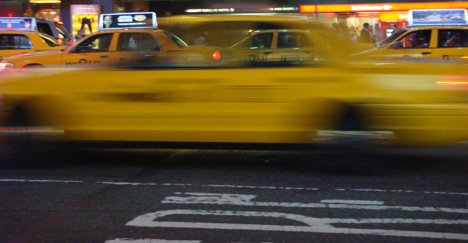 [2+yellow+cabs.JPG]