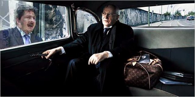 [Gorbaciov+Romania+1989+2009+Vintu+KGB.jpg]