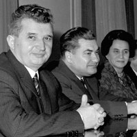 [ceausescu+paraschivescu+ghizela+vass.jpg]