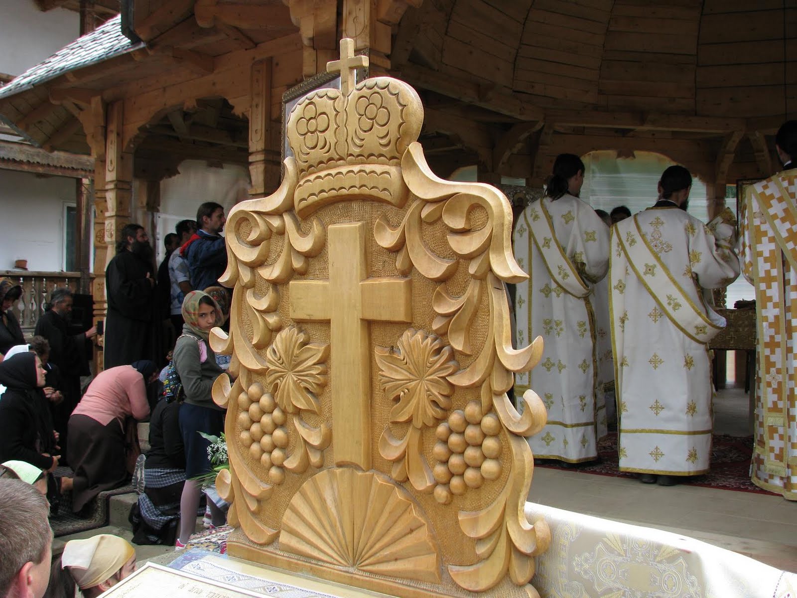 [Ortodoxie+Petru+Voda.JPG]