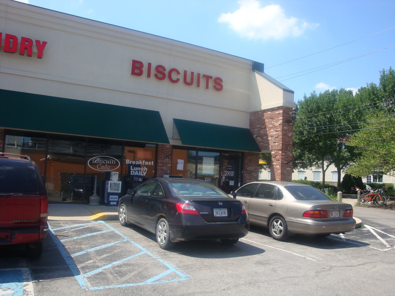 Indianapolis Restaurant Scene: Biscuits Café