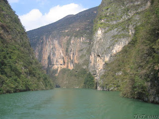 Information on landforms: Gorges