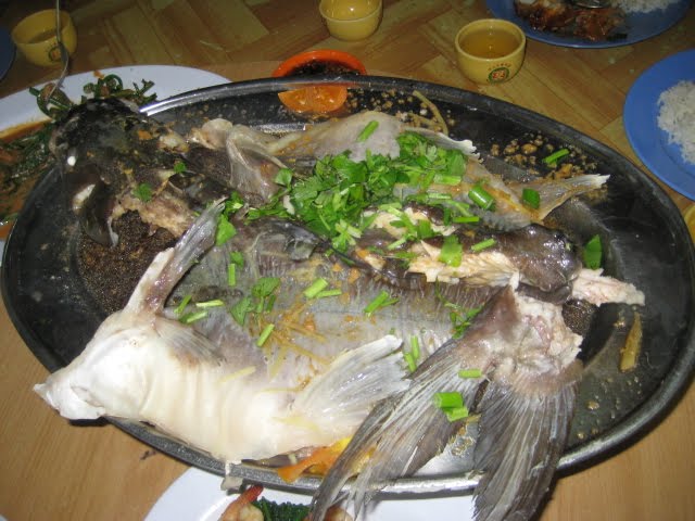 天空在微笑: Bagan Samak:八条路河鲜