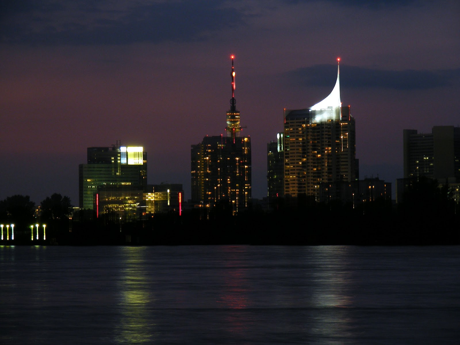 ShutterBoyds Photo: Vienna At Night