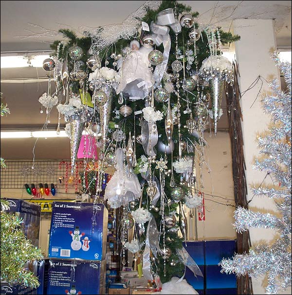 DECK THE HOLIDAY'S: THE UPSIDE DOWN CHRISTMAS TREE: TACKY OR TRENDY??
