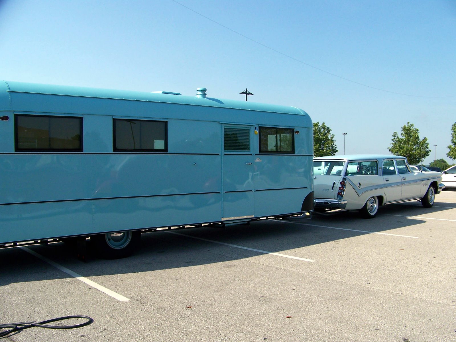 On the road again with the Bealls: More of the Vintage RV Show