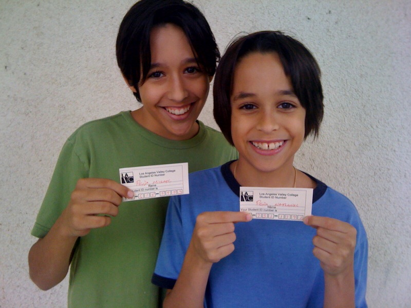 Pena Entertainment and More: 10 AND 12 YEAR OLD CHILD ACTORS ACCEPTED