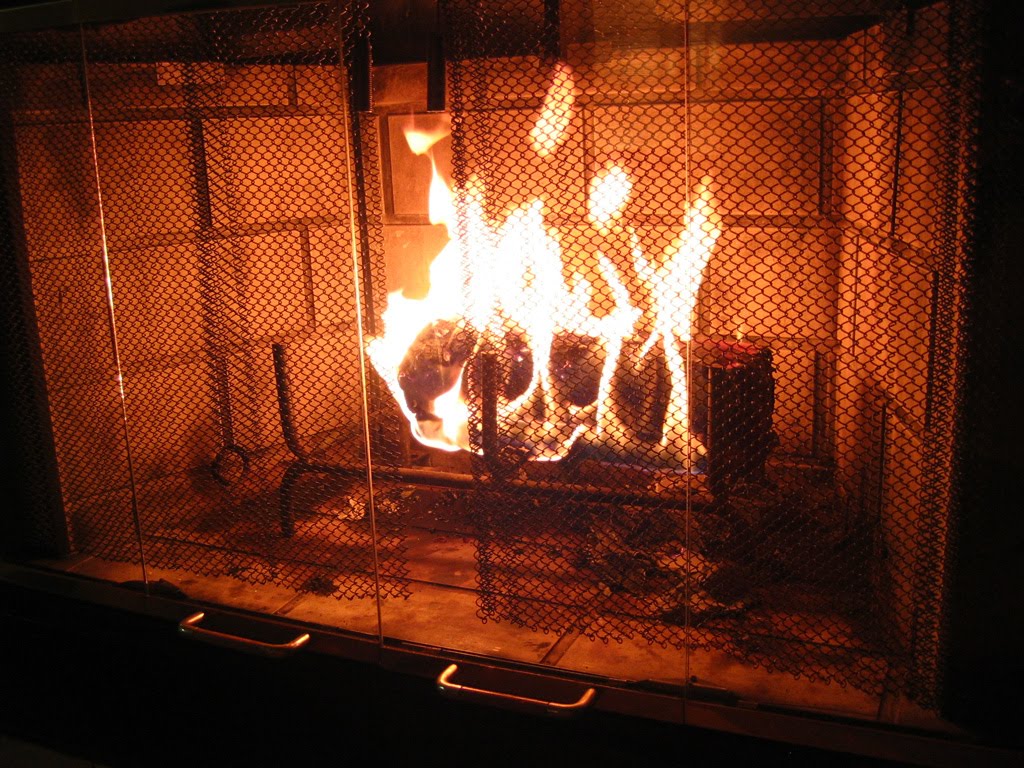 [fireplace-01.jpg]