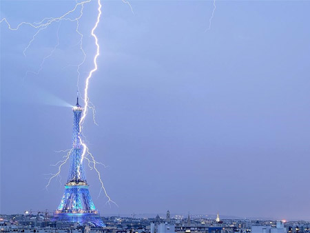 [torre-eiffel-450x3381.jpg]
