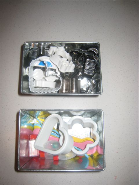 [cookiecuttertins.jpg]