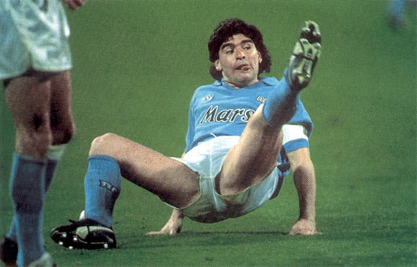 LE GESTE TECHNIQUE DECRYPTE de Diego Maradona à Naples.