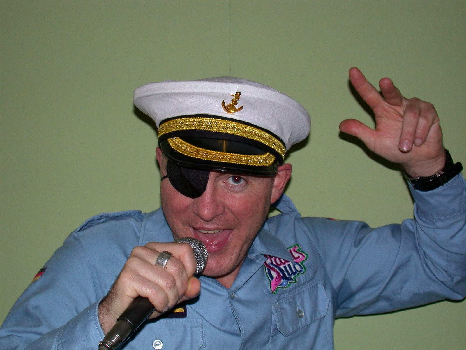 [Captain%20Karaoke.jpg]