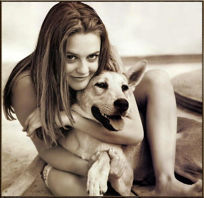 Alicia Silverstone With Her Pet Dog
