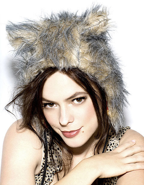 FIANZONER: Lenka - Trouble Is A Friend Lyric