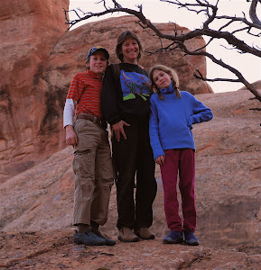 MOAB HIKERS