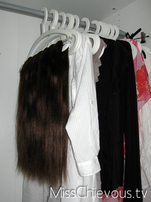 Julia Graf DIY Hair Extension Storage