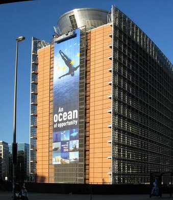 [EU_commission.jpeg]