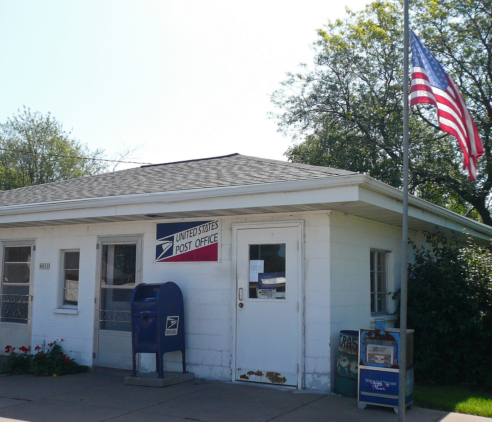 Fleeter Logs 148c Rustic Roads Leading to Shonah!