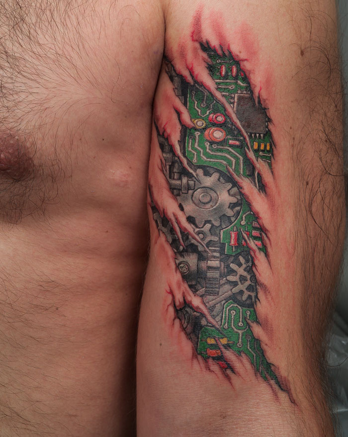 [robot+tattoo.jpg]