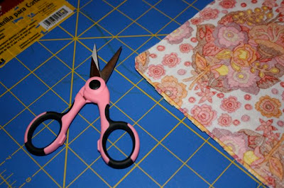 Stitched Together: Tutorial: How to Sew a Changing Pad