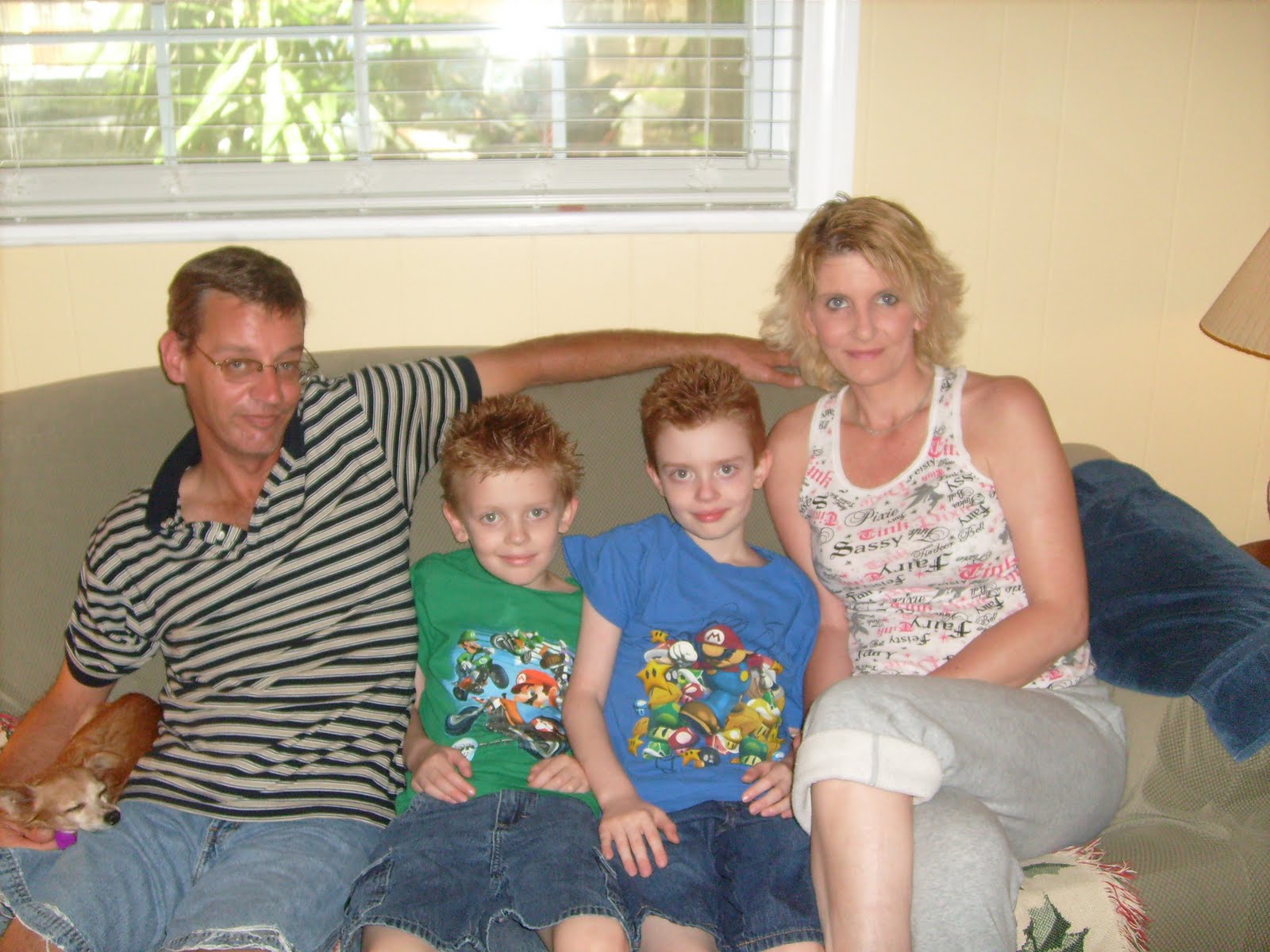 DOMESTIC GODDESS,WIFEY AND MOMMY OF TWO..I DO IT ALL!!