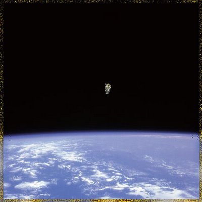 [Space_Walk_3.jpg]