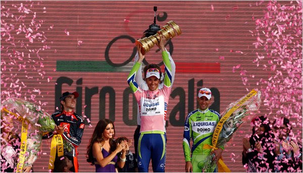 Magazine BS Bicisport – Édition Spéciale Giro D'Italia 2006 D'Ivan Basso – Neuf