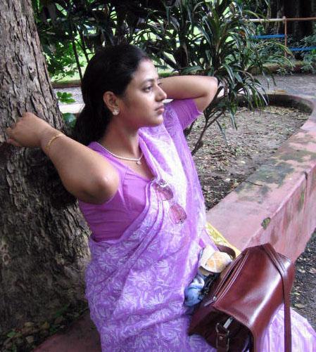 Dollywood Launching Blog Kolkata Aunty Hot Seducing