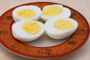 [boiledeggslg_kalynskitchen.jpg]